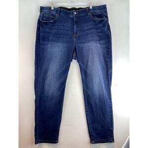 WOMAN medium Wash Denim Jeans Elastic Control Top Waist Size 36x24 (859)